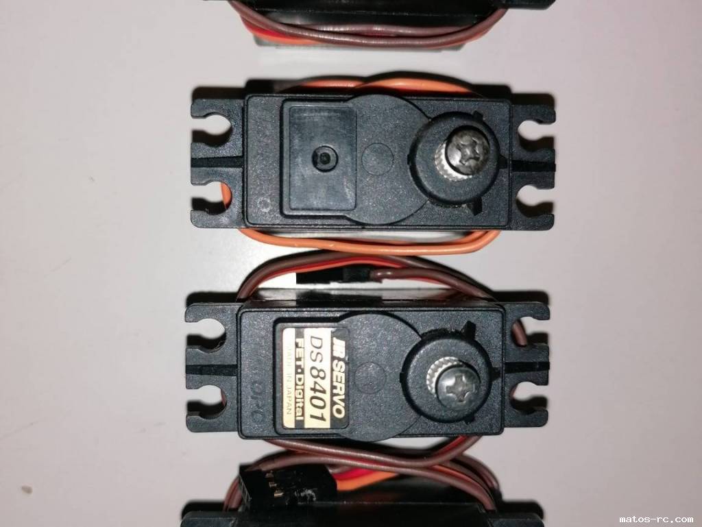Servos