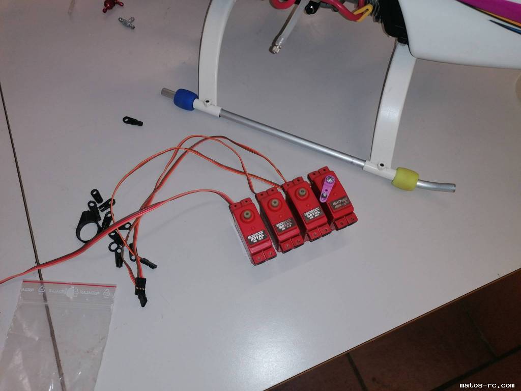 Servos Multiplex