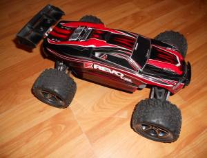 traxxas neuve en 1/16