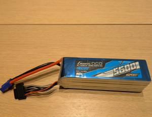 Lipo GensAce 5600 6s 80C comme neuve 