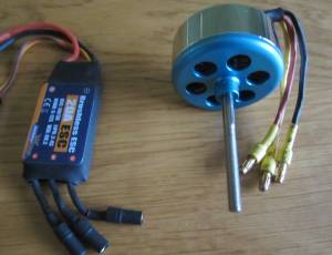 Vds moteur brushless KV800 + son contrôleur brushl
