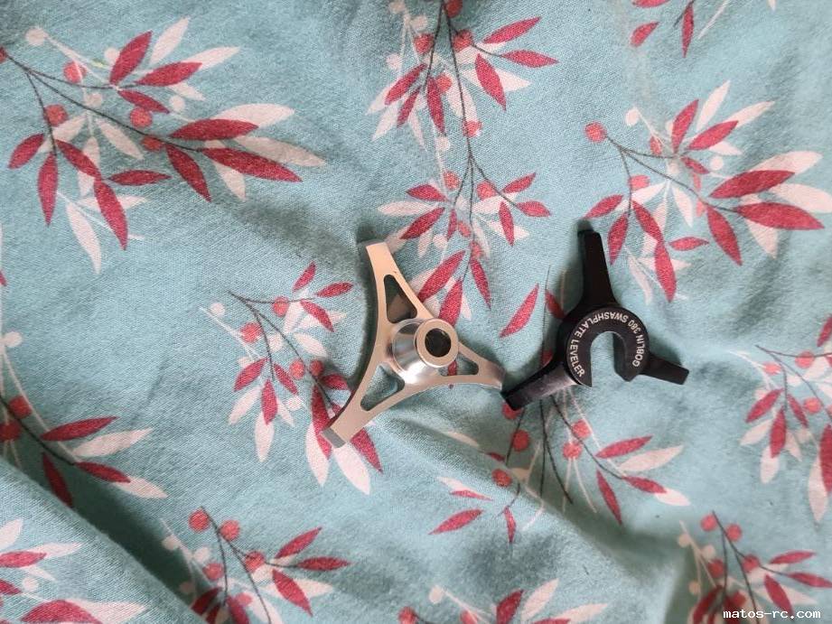 2 outils pour réglage plateau cyclique