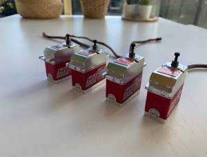 Servos MKS 3x HBL950 + 1x HBL980