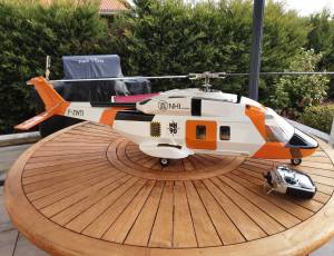 helico NH90 complet, 1800 €