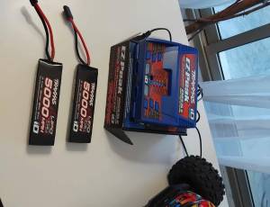 Voiture rc traxxas hoss 4×4