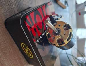 Moteur Scorpion HK3 4035-330 Kv , 140 €