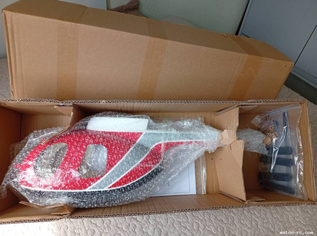 fuselage, 100 €