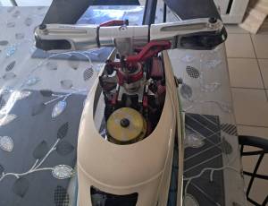 Tirex 700 x avec pale moteur et controleur 