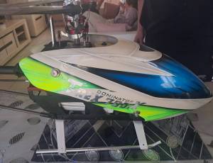 Tirex 700 x avec pale moteur et controleur 