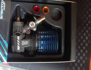 Vends moteur nitro buggy 1/8 tt 