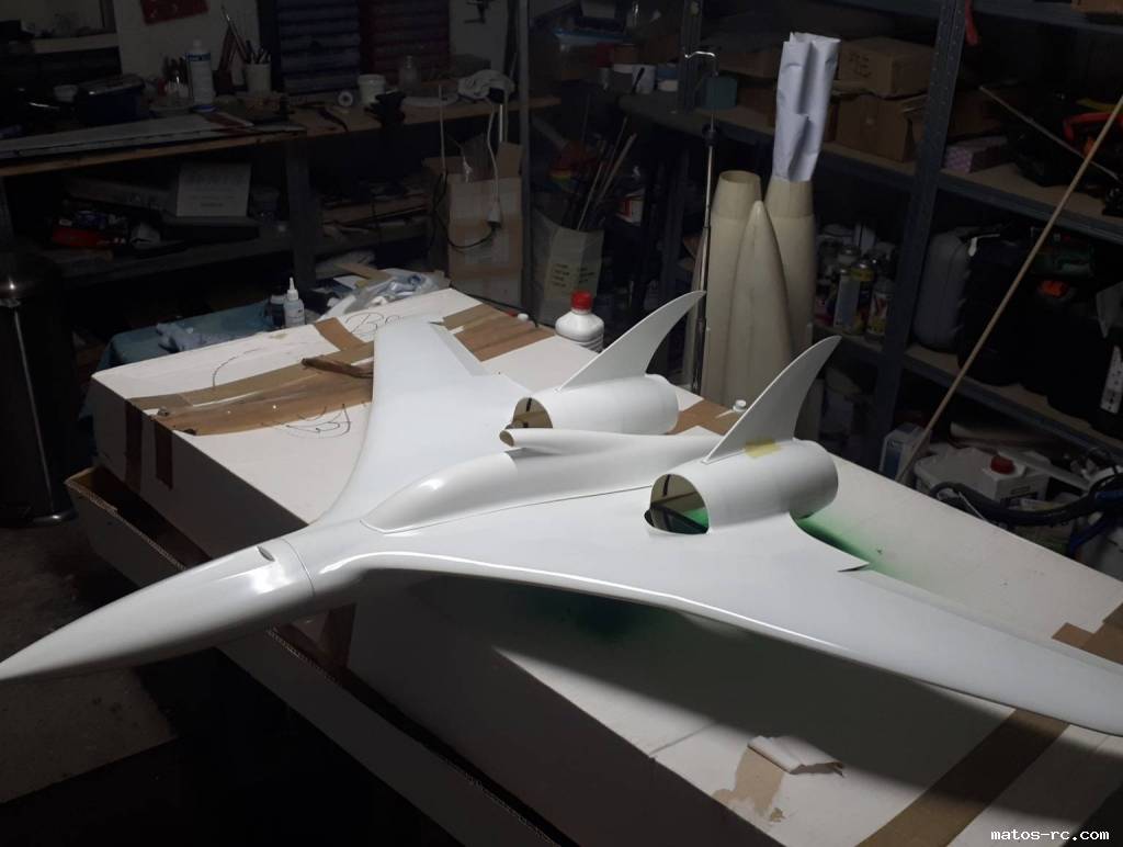 Blade 2 Aeronaut dans sa boîte