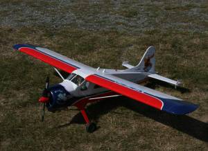 Avion thermique en bois