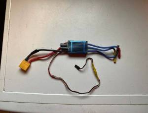 controleur 100a turnigy