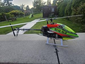 T-REX 450 PRO V2 complet. T-REX 450 PRO V2 complet.