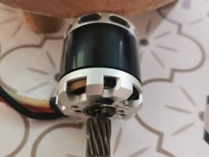 Moteur KDE direct 450XF 1750kv, 35 €