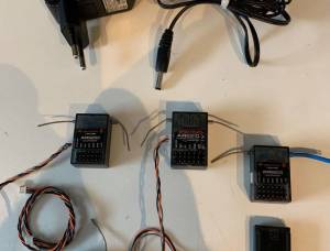 Radiocommande Spektrum dx8 + Pupitre et récepteurs