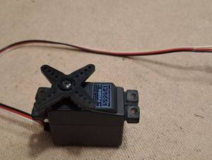 servo anti couple futaba s9254 en excellent état