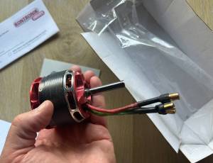 Moteur KONTRONIK PYRO 800-48, 360 €