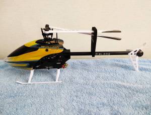 Hélicoptère  Blade 235 CP RTF Neuf + Pièces 