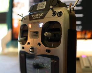 Futaba T16IZ super