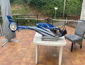 EC 120 , 2000 €