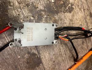 Hobbywing platinium 160A, 220 €