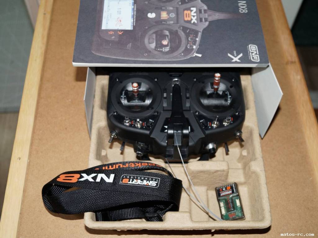 Spektrum NX8 complet avec récepteur.