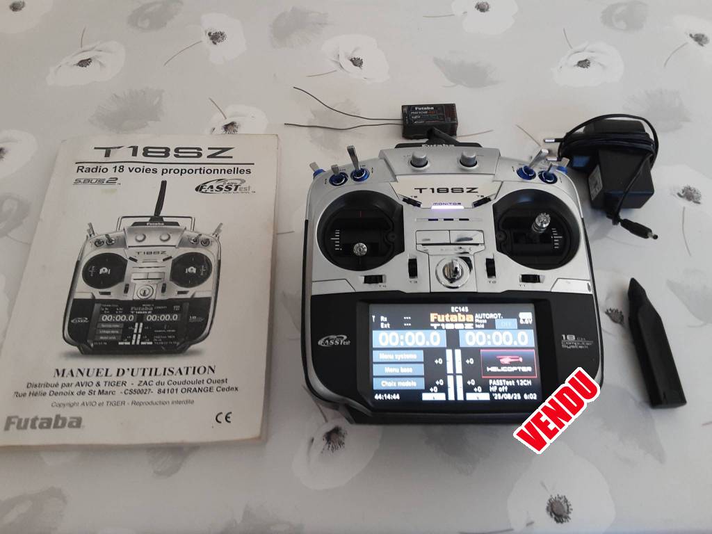 radio FUTABA T18SZ. -50% du neuf
