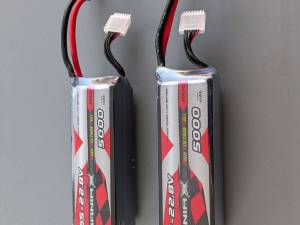 DEUX ACCUS MANIAX 6S 5000MaH 100C (HV) DEUX ACCUS MANIAX 6S 5000MaH 100C (HV)