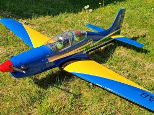 TUCANO Phoenix Model Electrique 2 m NEUF