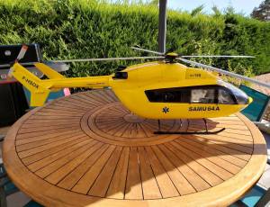 helicoptere VARIO EC145 au 1/6, 2900 €