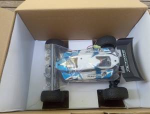 Buggy 1/18 maverick