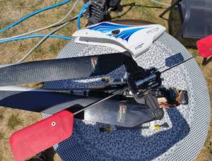 Hélicoptère radio-commandé Thunder tiger Raptor-90