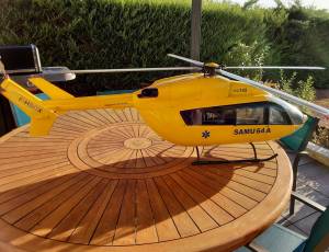 helicoptere VARIO EC145 au 1/6  BAISSE PRIX, 2100 €