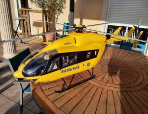 helicoptere VARIO EC145 au 1/6  BAISSE PRIX, 2100 €