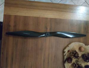 helice carbone ulsamer 21*13 w voltige f3a