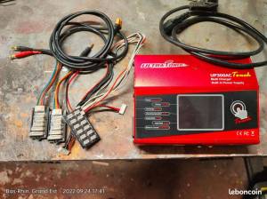 CHARGEUR BATTERIES