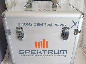 Radio spektrum dx18 + mallette excellent état