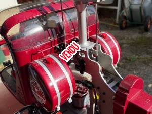 hélicoptère radiocommandé Vario Schweizer 300C , 1300 € hélicoptère radiocommandé Vario Schweizer 300C , 1300 €